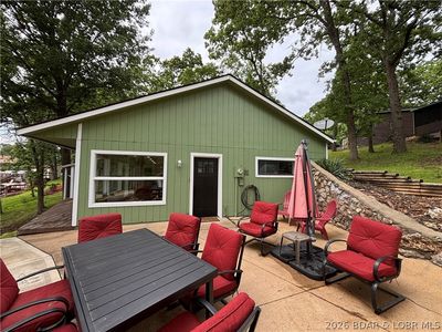89 Bay Oak Ln