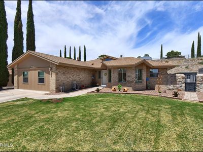 6827 Amposta Dr
