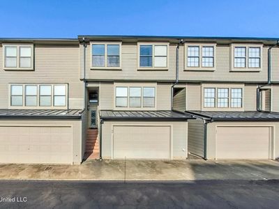 46 Breakers Ln