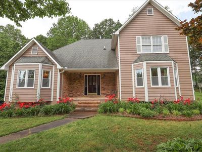 5665 Stewart Woods Dr