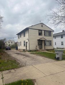 5281 N 28th STREET