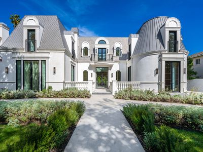 616 N Alpine Dr