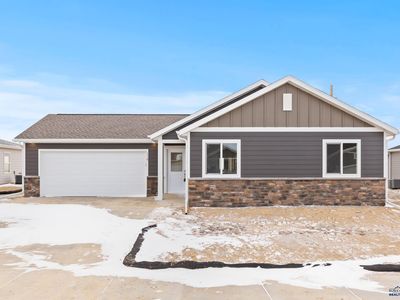 110 Isaac St