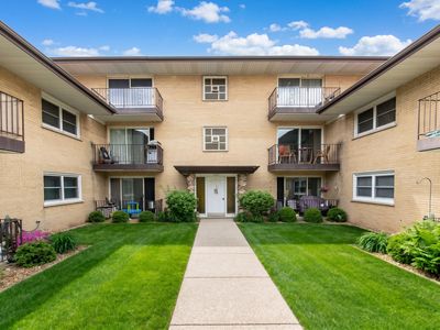 6126 S Kensington Ave APT C