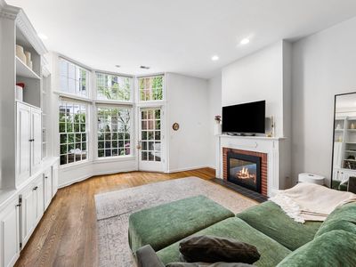 40 Joy St APT 9