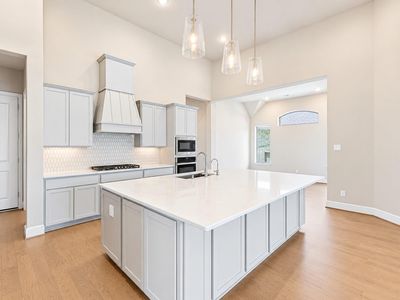 2723 Lakeside Shore Dr