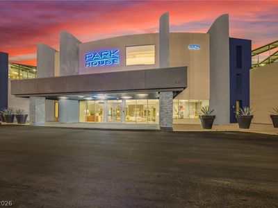 8925 W Flamingo Rd Unit 201