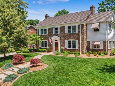 34 Maywood Dr