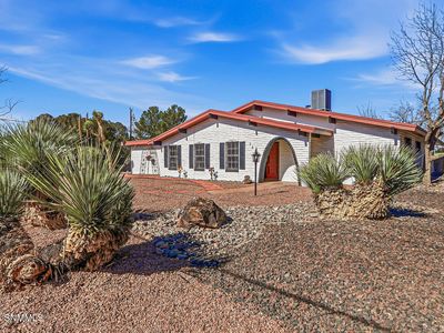 3005 Ronna Dr