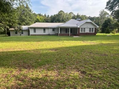 Property at 1070 5th Ave, Rochelle, GA