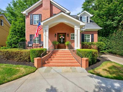 18 Argonne Dr