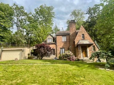 4219 Colonial Park Dr