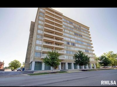718 S 7th St APT 602