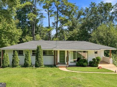 2934 Lynda Pl