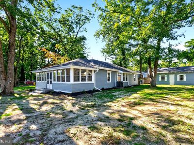 301 N Lakeshore Dr