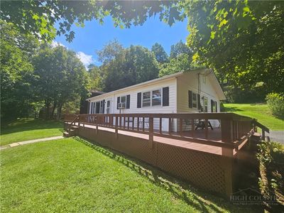 Property at 211 Arthur G Caudill Rd, West Jefferson, NC