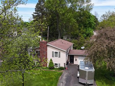 230 Elm Dr