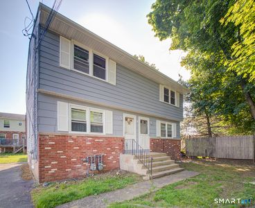 38 Mettler Street