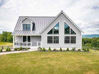 6 Clayton Lane
