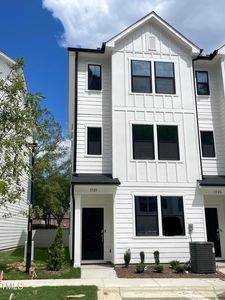 1528 Crescent Townes Way