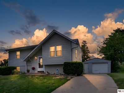 Property at 2106 Georgia Ave, Bellevue, NE
