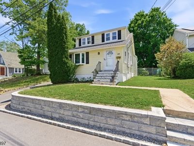 29 Gregory Ave