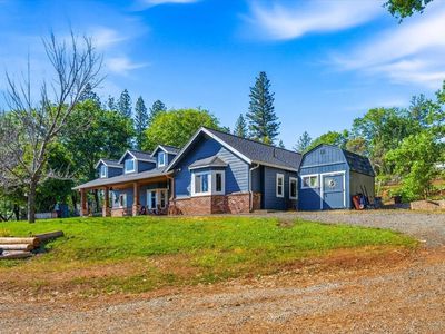 10784-10740 Cole Way