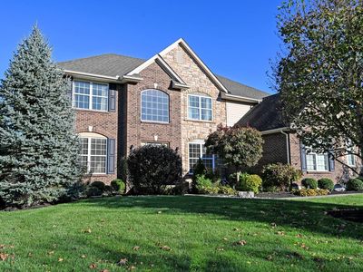 6140 Winding Creek Blvd