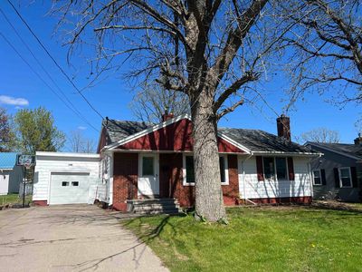 51 Nightengale Ave
