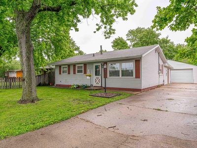 728 Bryan Ave