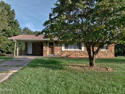 2718 Mayfield Dr