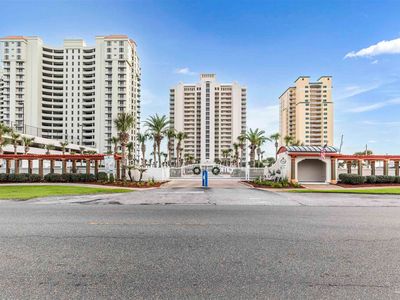 8499 Gulf Blvd APT 206