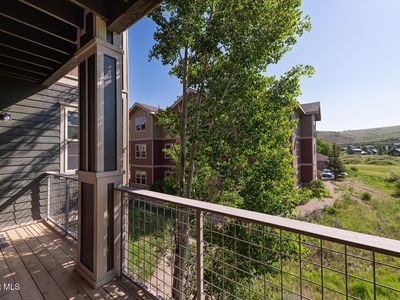 160 VILLAGE Road #F-206