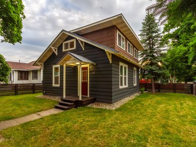 47 5th Ave E
