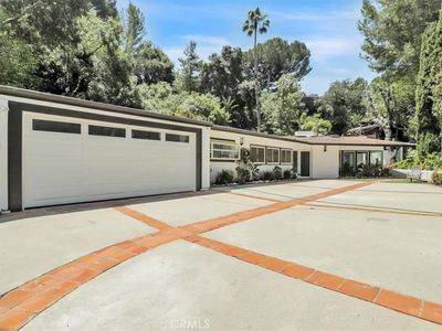 9466 Hidden Valley Pl