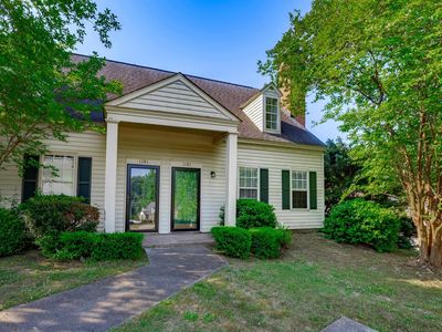 1183 Hulon Ln