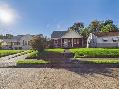 3007 10th Ave