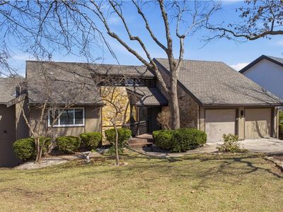 222 NW Locust St