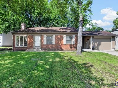 2833 SW Hillcrest Rd