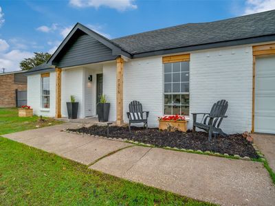 7616 Independence Dr