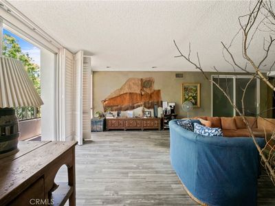 339 N Palm Dr APT 204