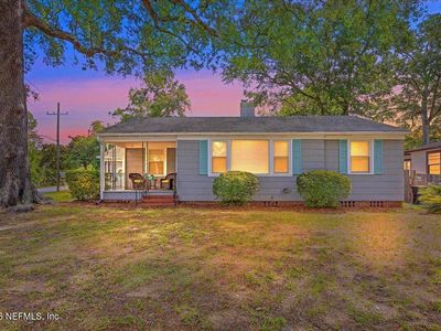 1503 PERSHING Road