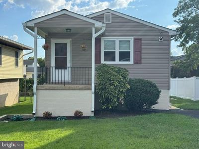 821 Shore Dr