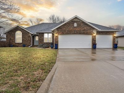 667 W Juan Tabo Lane