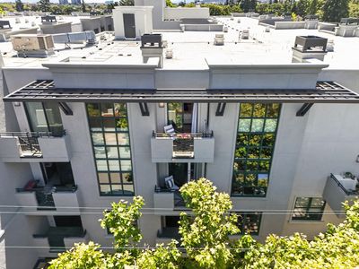 222 8th Ave APT 304