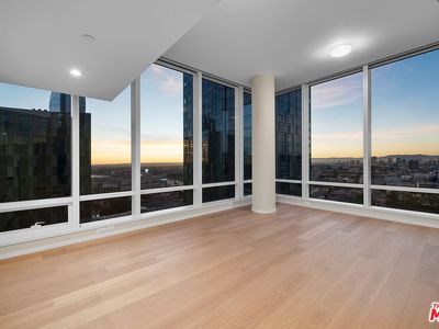 877 S Francisco St #3211