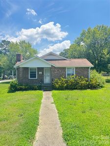 601 W Main St