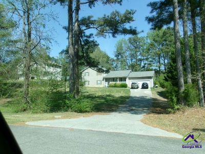 714 Vintage Ln
