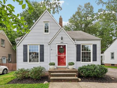 455 Elmwood Rd