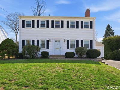 8 Merrill Road